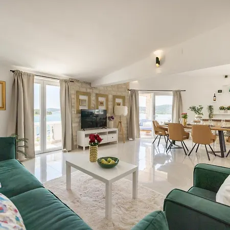 Zara Apartament
