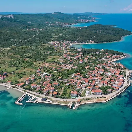 Apartament Zara Pašman