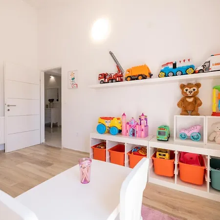 Apartament Zara *