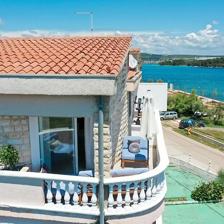Apartman Zara *