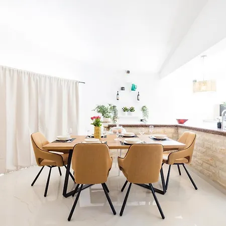 Zara Pasman