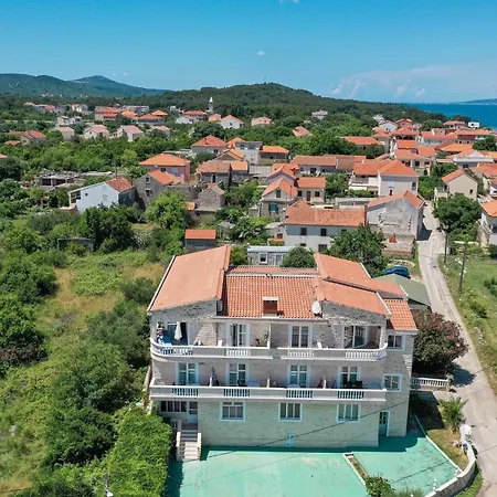 Apartament Zara *