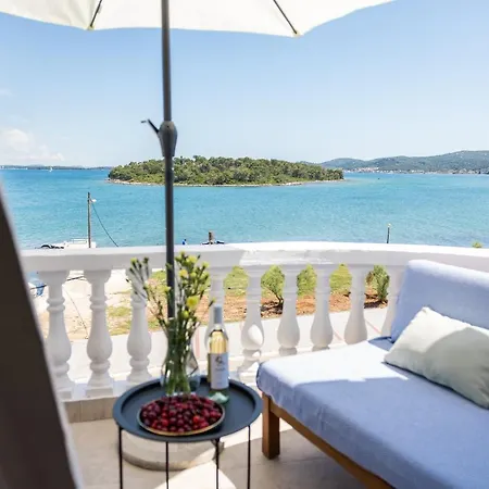 Zara Apartament Pašman